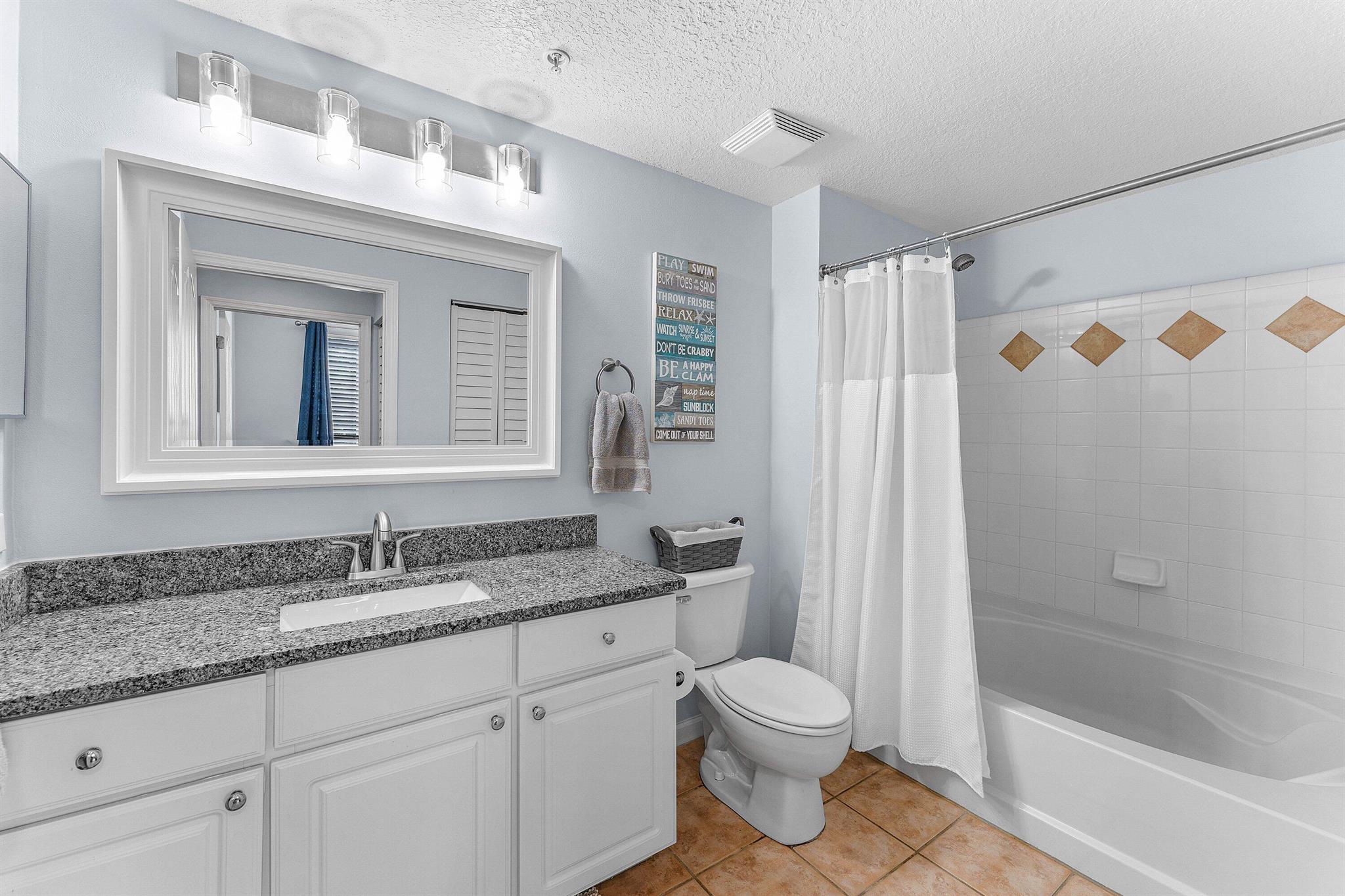 FIORE AT THE GARDENS COND - Residential