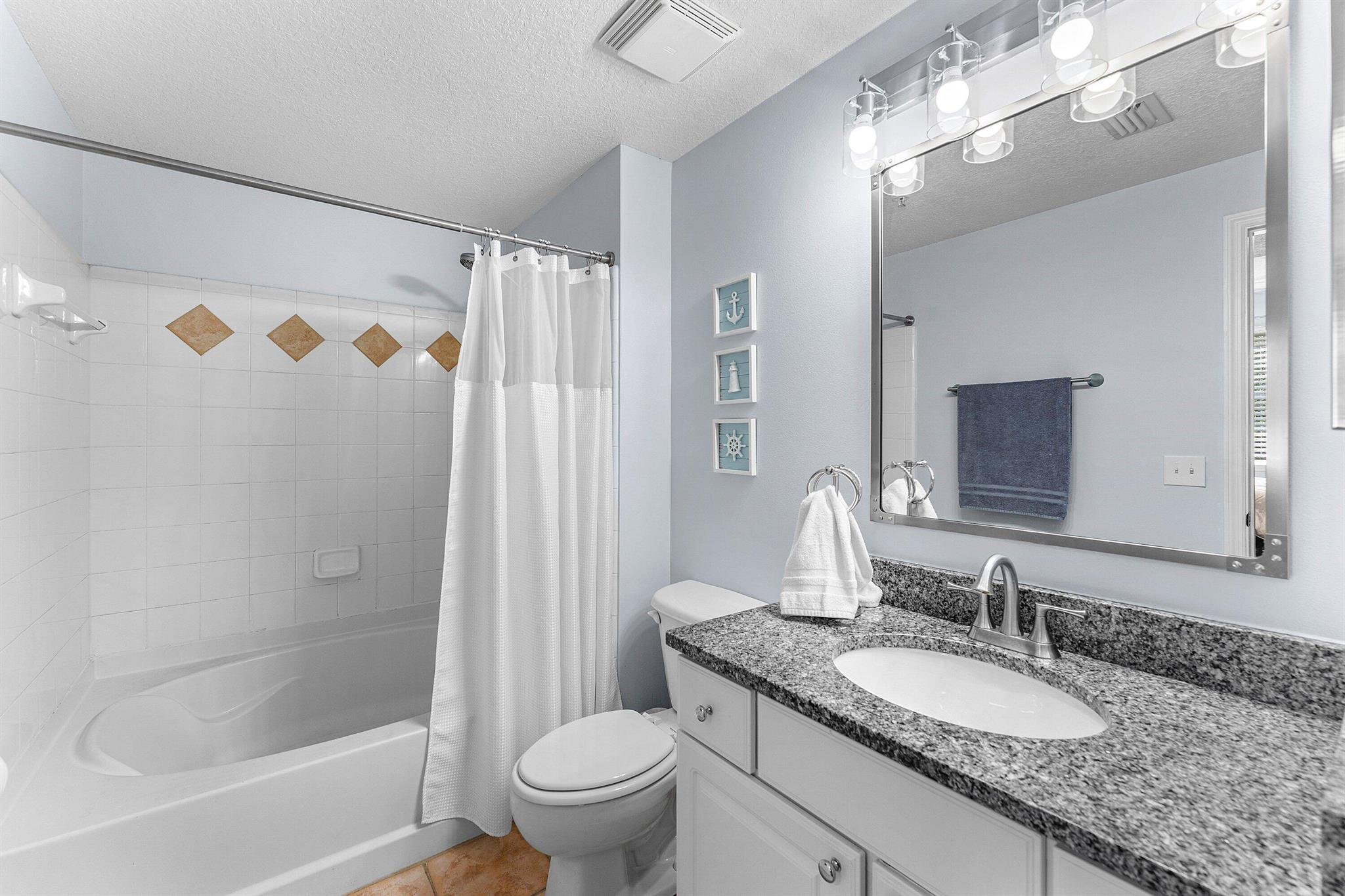 FIORE AT THE GARDENS COND - Residential