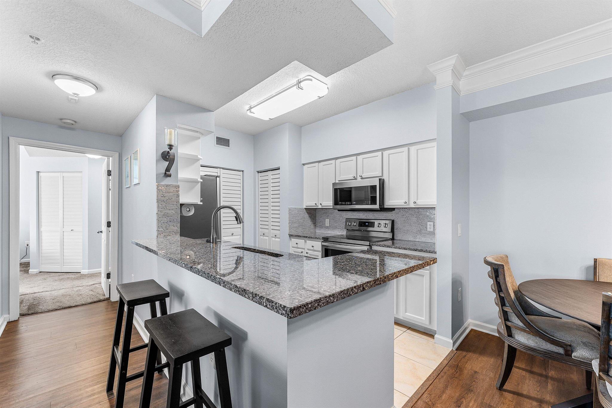 View photos, virtual tours, details... 8211 Myrtlewood Circle W