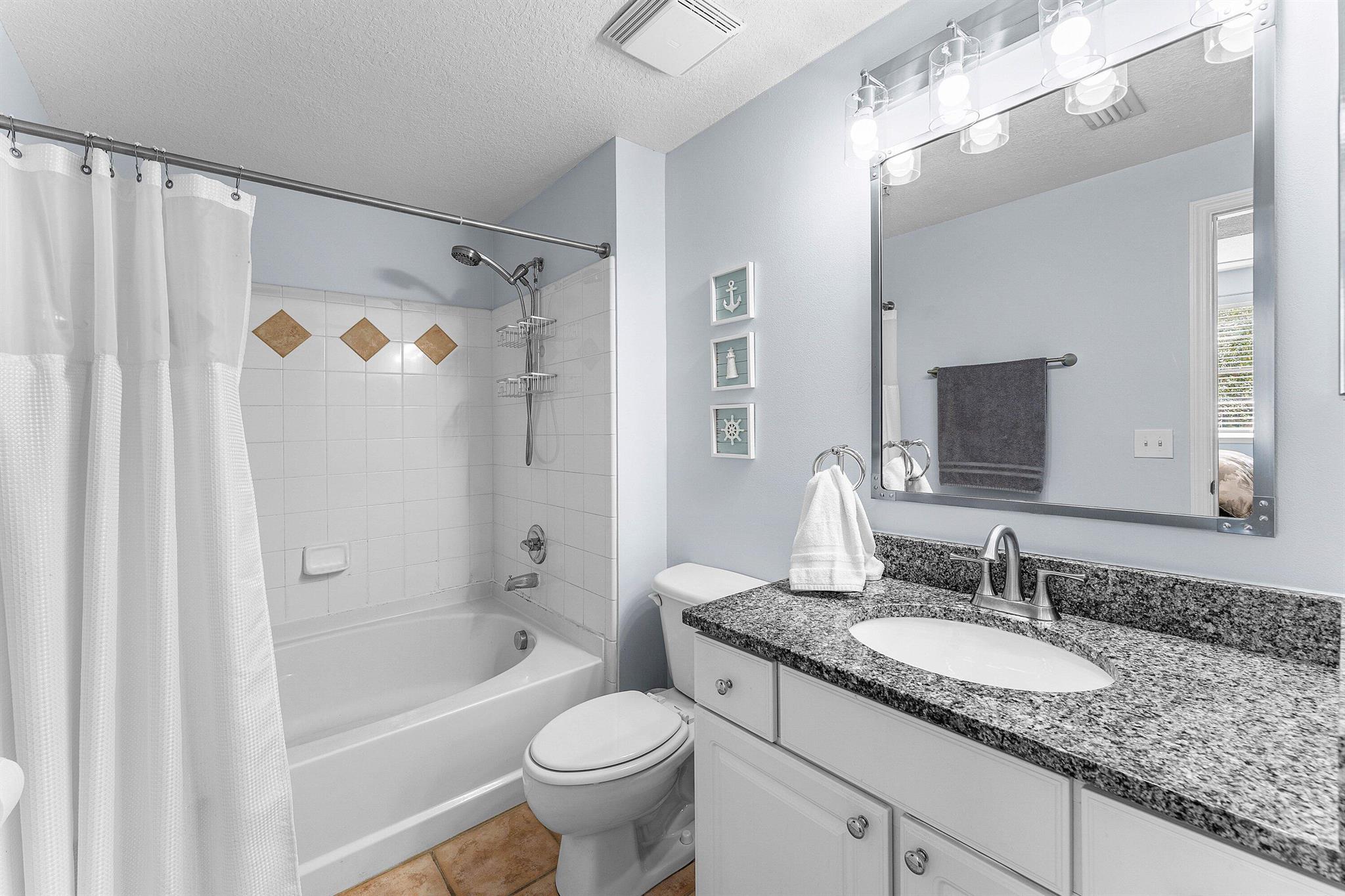 FIORE AT THE GARDENS COND - Residential