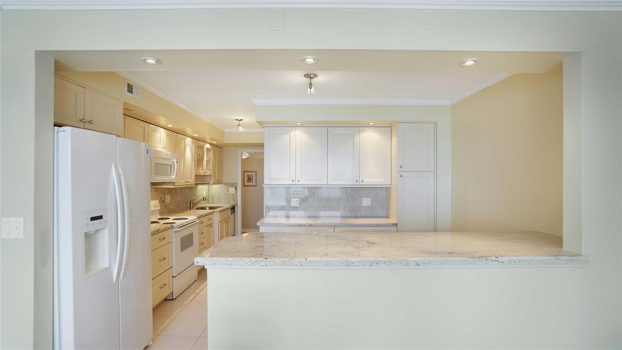 Playa Del Sol - Residential