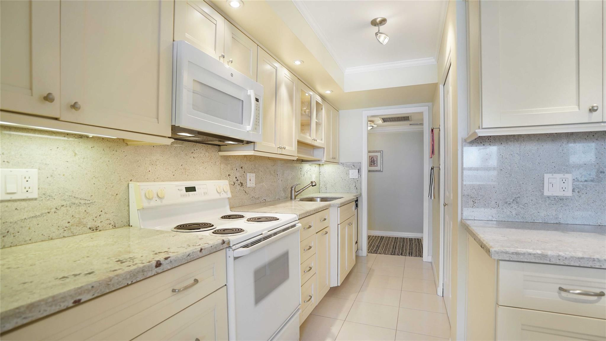 Playa Del Sol - Residential