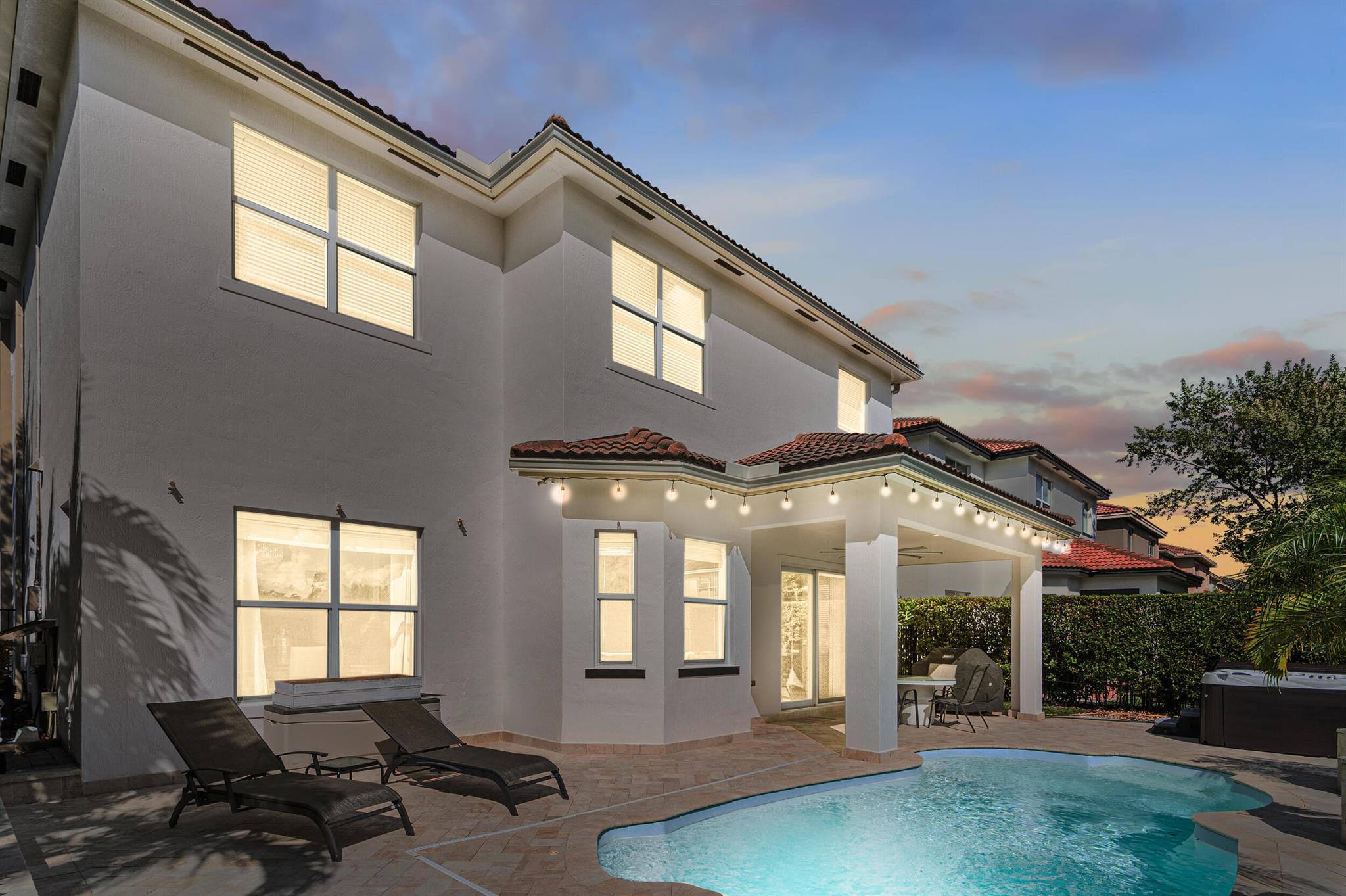 4547 San Mellina Drive