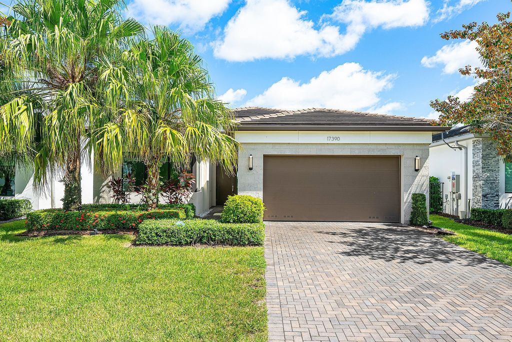 Photo of 17390 Pagoda Palms Drive, Boca Raton, FL 33496 (MLS # R11131116)