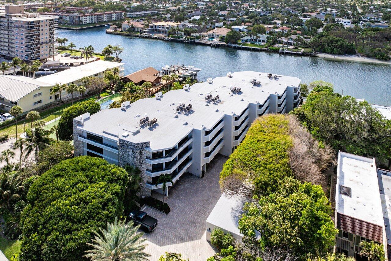 HARBORSIDE AT HILLSBORO B - Residential