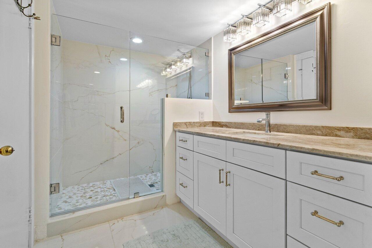 HARBORSIDE AT HILLSBORO B - Residential