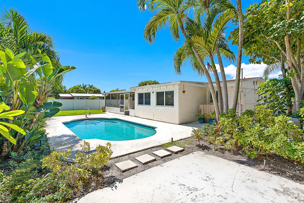 Photo of 3503 Florida Boulevard, Palm Beach Gardens, FL 33410 (MLS # R11123667)