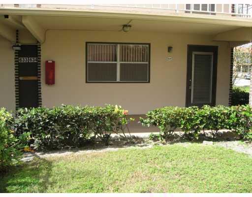 Photo of 634 N SAXONY N #634, Delray Beach, FL 33446 (MLS # B26060908)