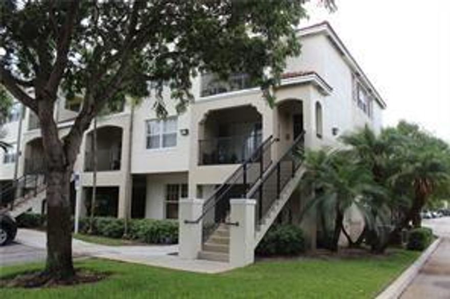 Great one bedroom in the sought after gated community of Poinciana Place! 3rd floor end unit includes a detached garage, water, cable, and internet! Unit is super well kept and landlord is great! Unfortunately tenants are not allowed to have pets per the association.