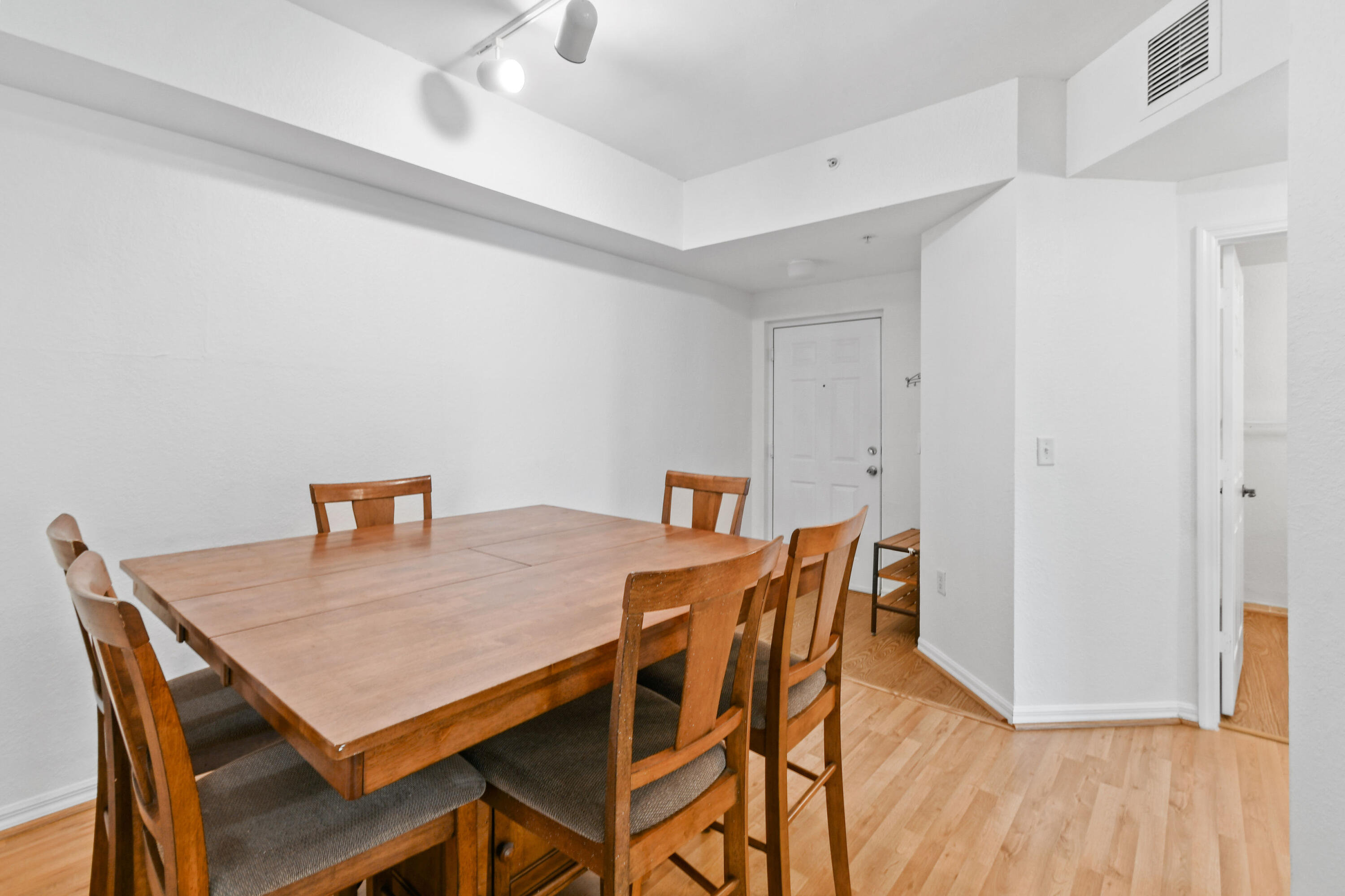 SAN MATERA THE GARDENS CONDO - Residential Lease