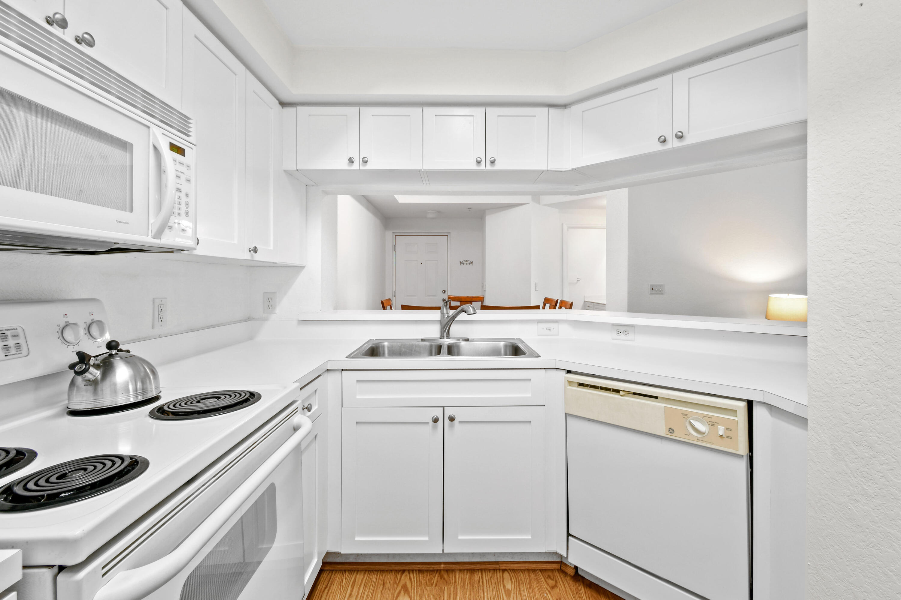 SAN MATERA THE GARDENS CONDO - Residential Lease