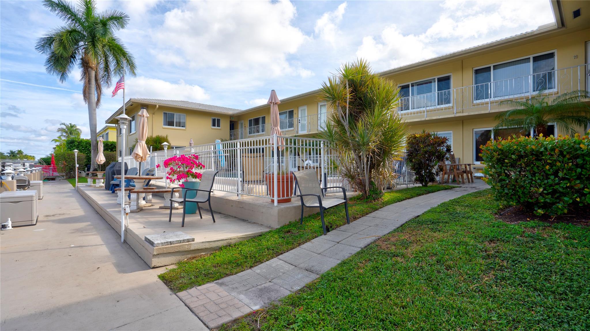 ETHON HOUSE - Residential