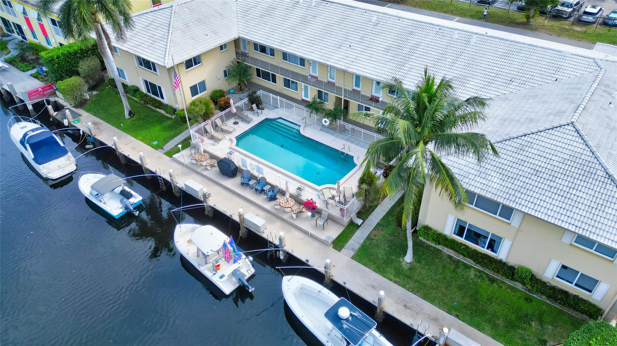 ETHON HOUSE - Residential