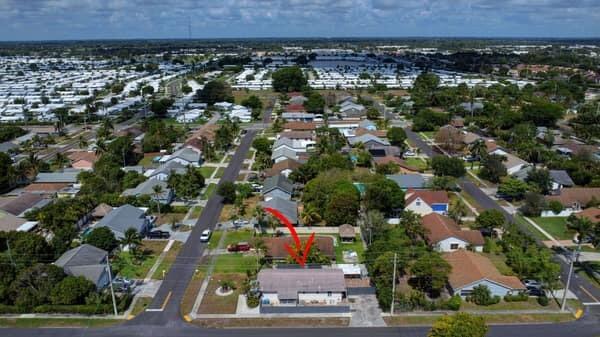 LAKE BOYNTON ESTATES 1 - Residential