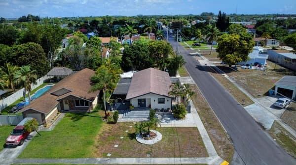 LAKE BOYNTON ESTATES 1 - Residential