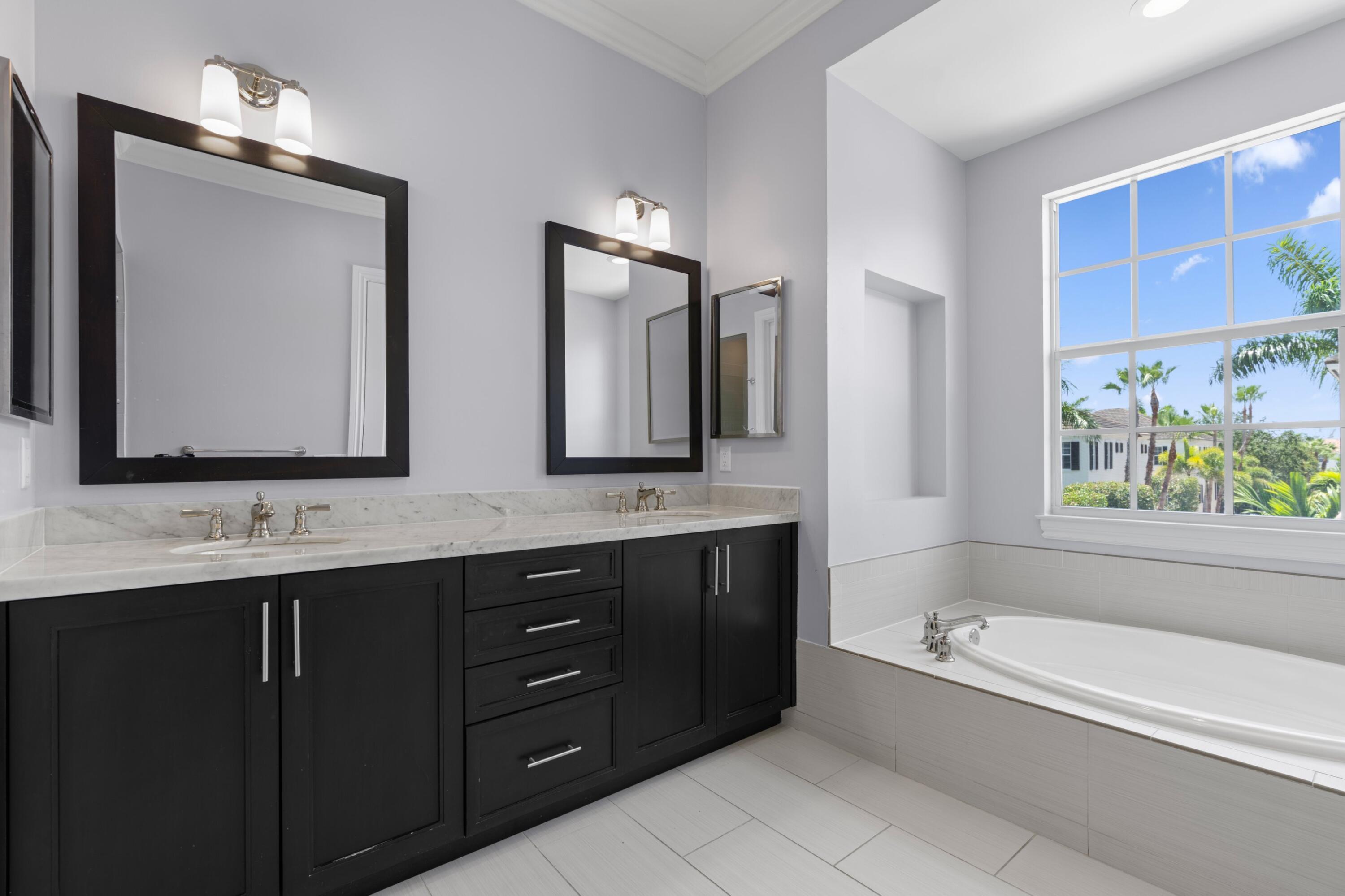 CANNERY ROW - Residential Lease