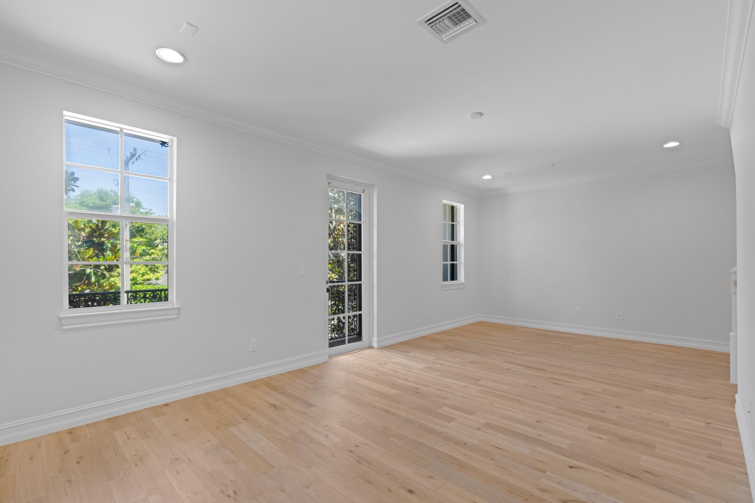 CANNERY ROW - Residential Lease