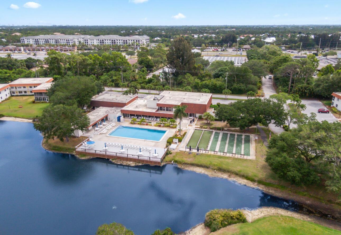 VISTA DEL LAGO CONDO - Residential