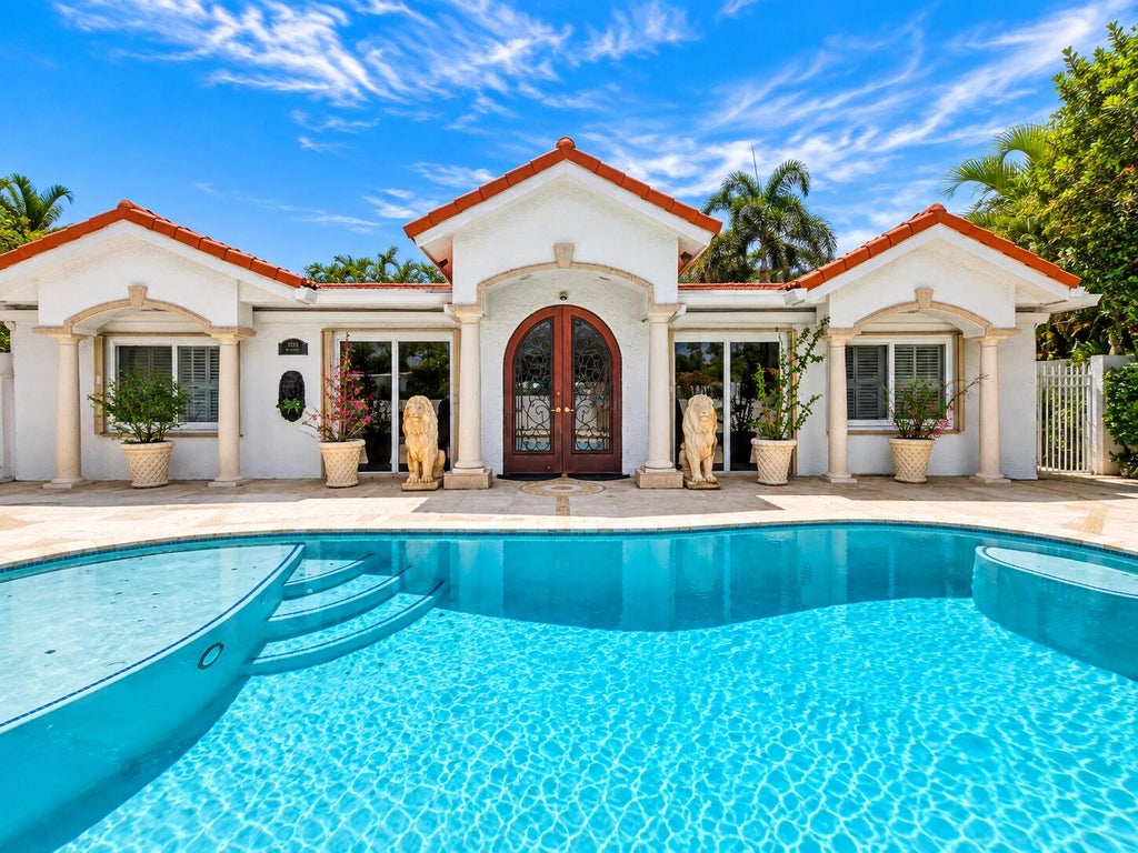 Photo of 3202 Dow Street, Pompano Beach, FL 33062 (MLS # B26075554)