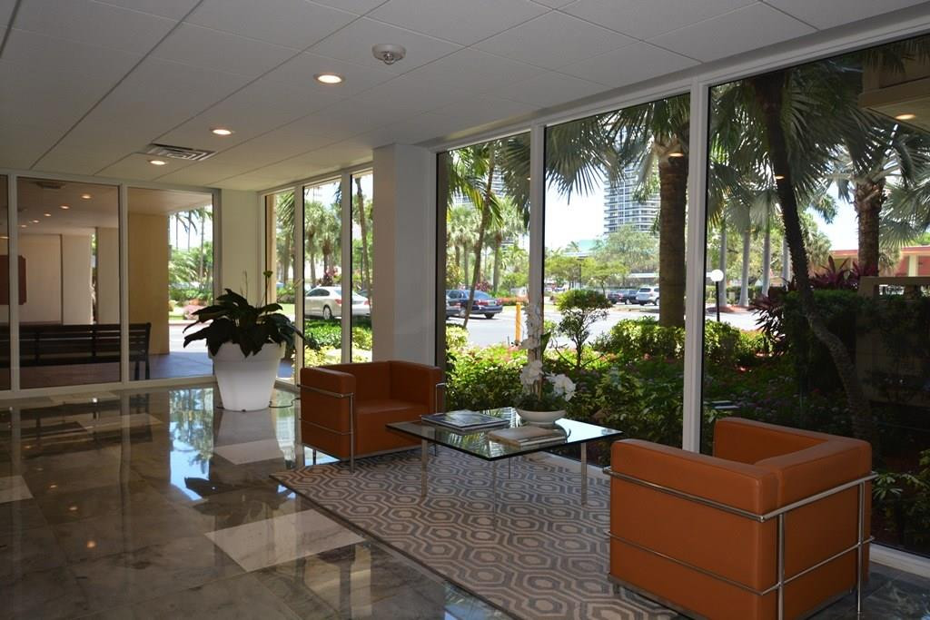 CORAL RIDGE TOWERS SOUTH - Residential