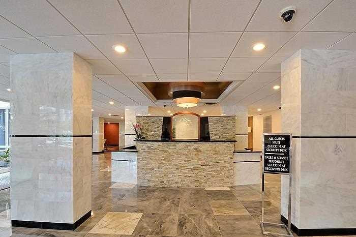 CORAL RIDGE TOWERS SOUTH - Residential