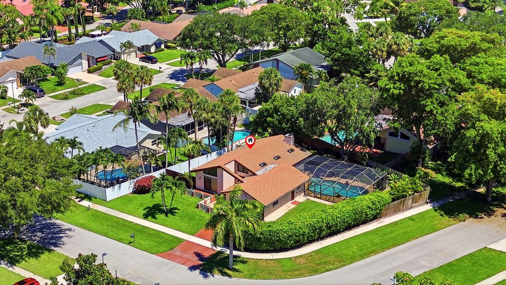 Photo of 21540 Kapok Circle, Boca Raton, FL 33433 (MLS # B26045704)
