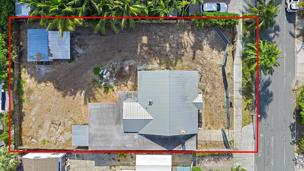 Photo of 707 Kanuga Drive, West Palm Beach, FL 33401 (MLS # R11106011)