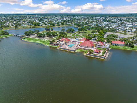 A home in Barefoot Bay