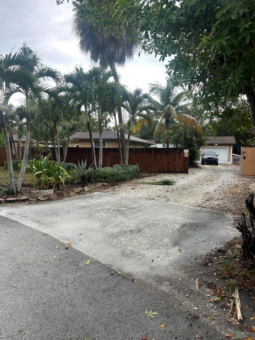 Photo of 821 Fairview Street, Lake Worth, FL 33461 (MLS # R11118277)