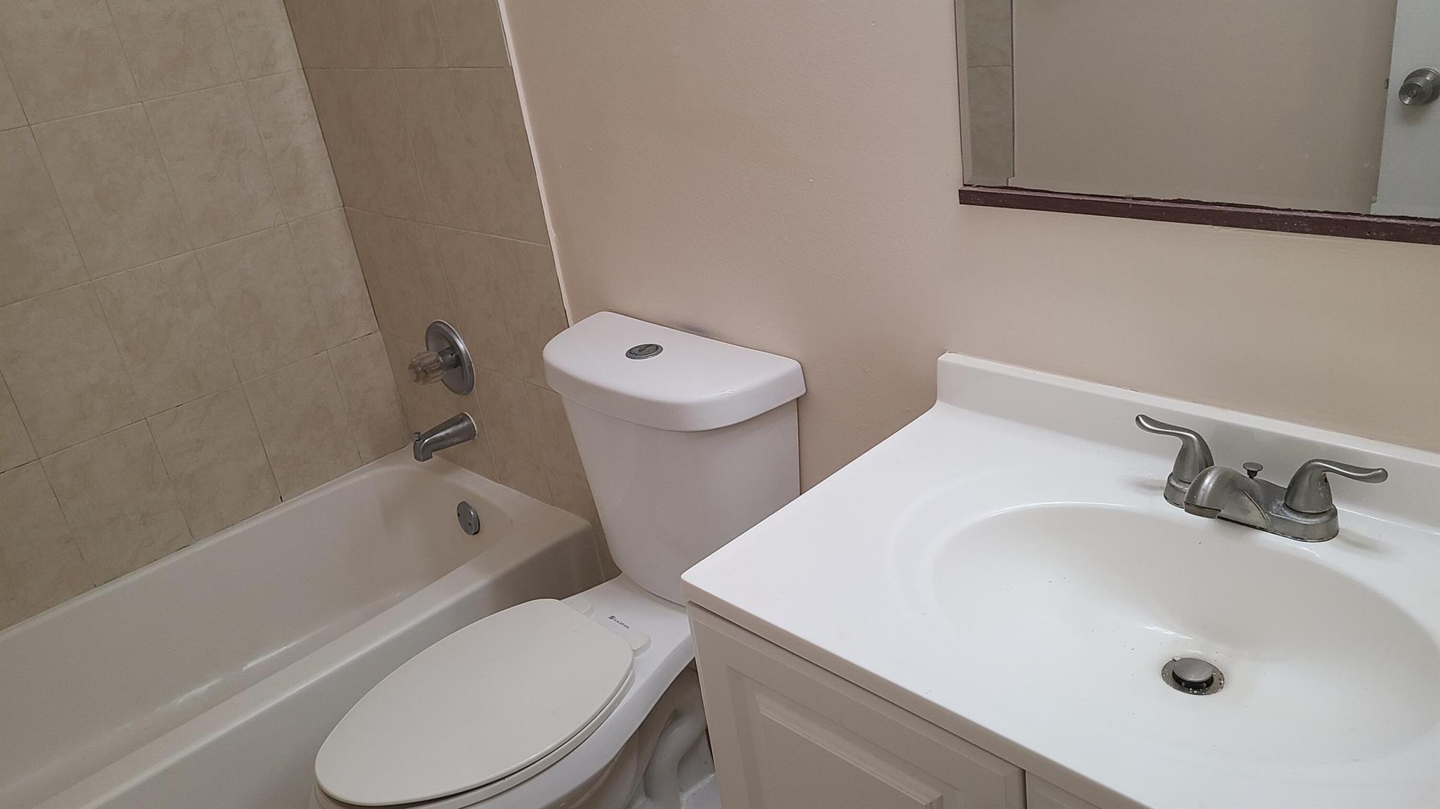 CANALAKE REPLAT - Residential Lease