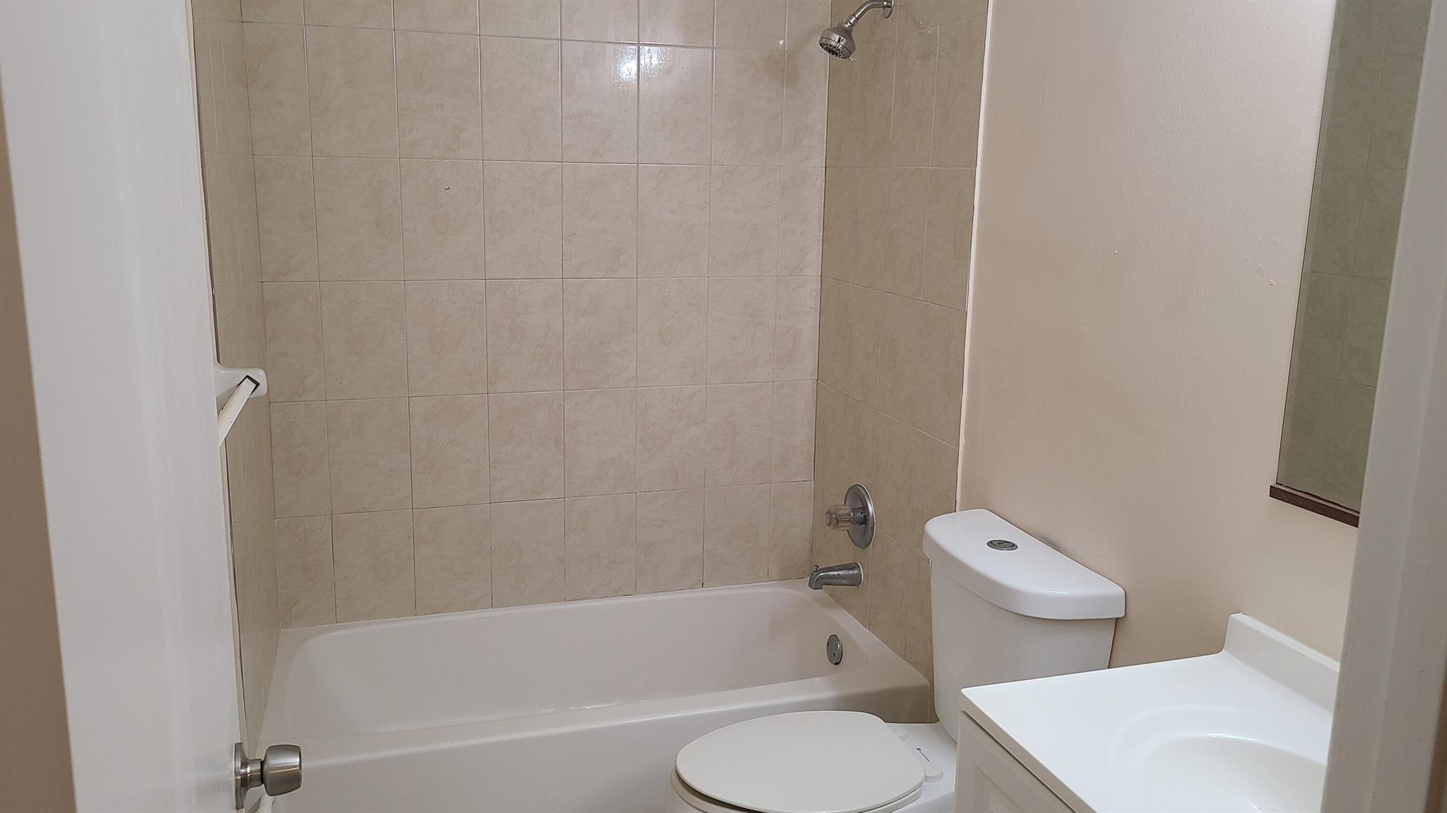 CANALAKE REPLAT - Residential Lease