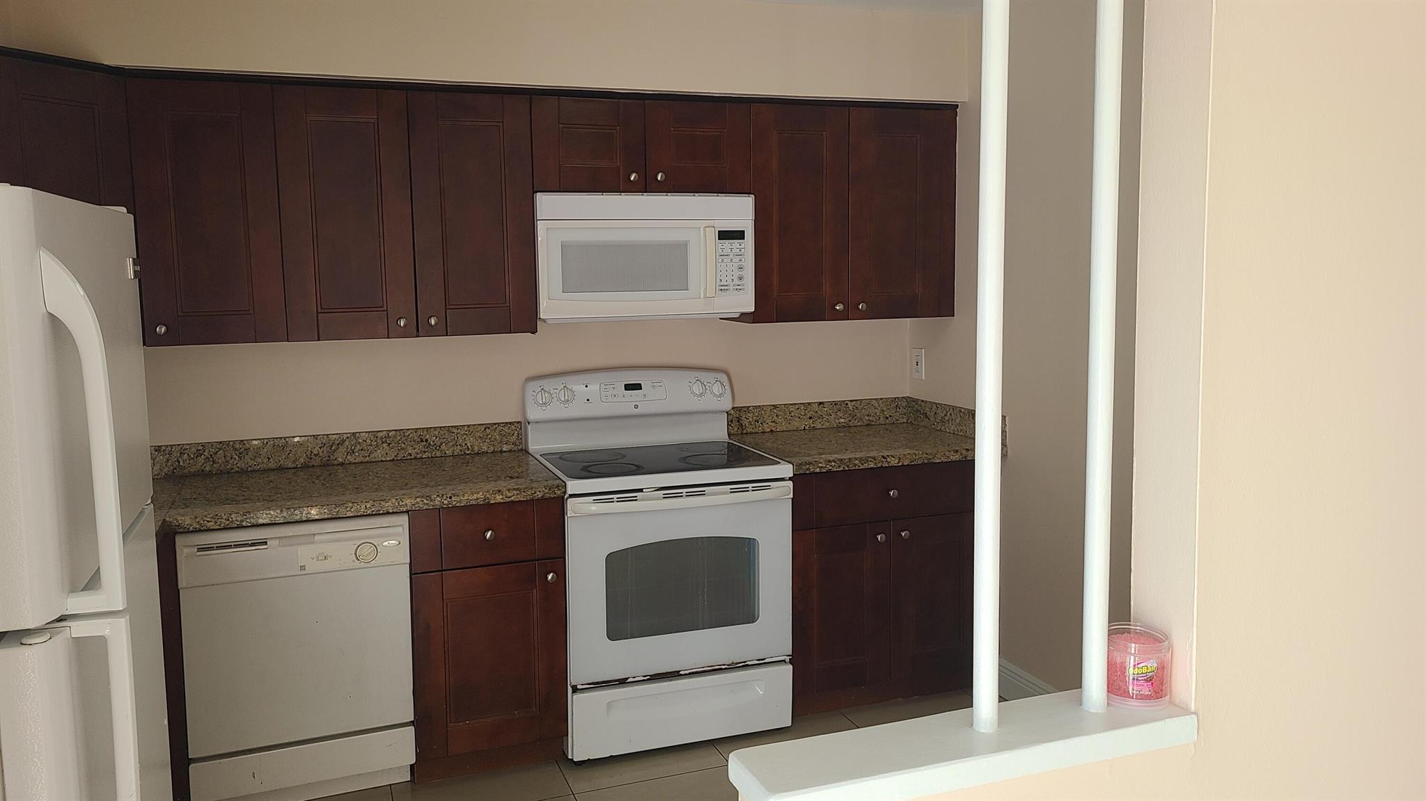 CANALAKE REPLAT - Residential Lease