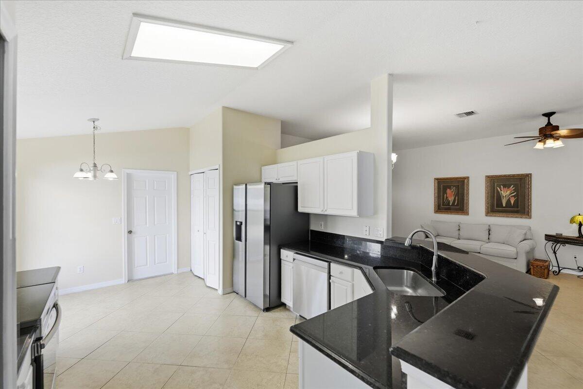 SAWGRASS LAKES PHASE 5 - Residential