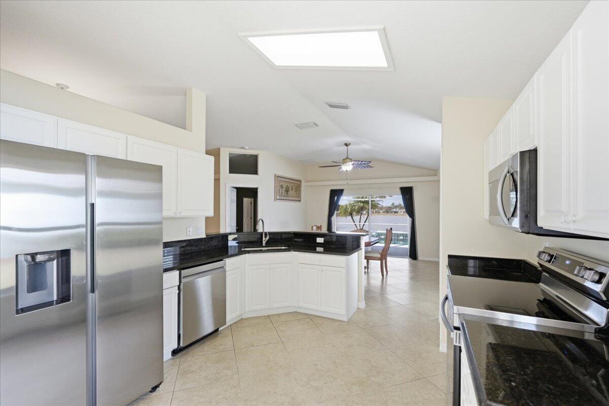 SAWGRASS LAKES PHASE 5 - Residential