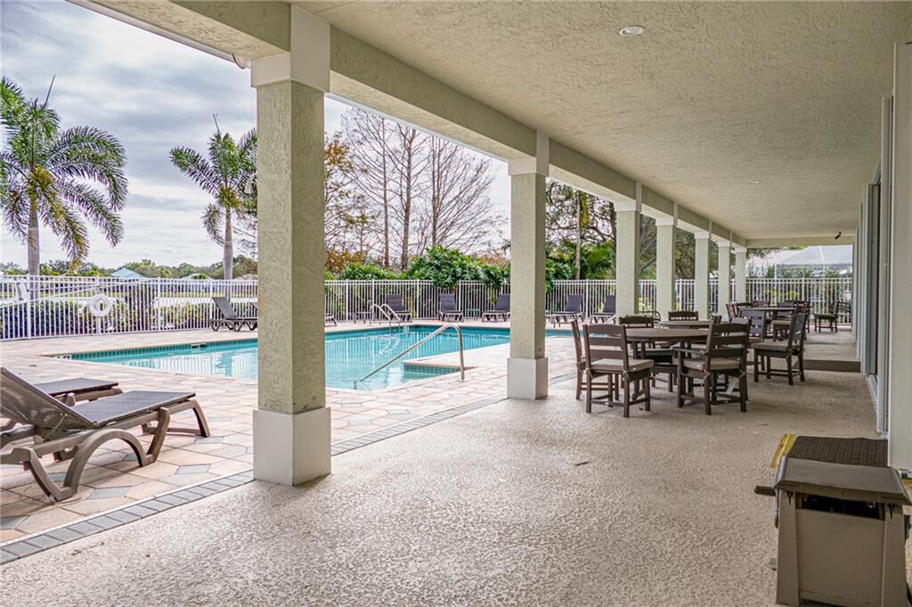 SAWGRASS LAKES PHASE 5 - Residential