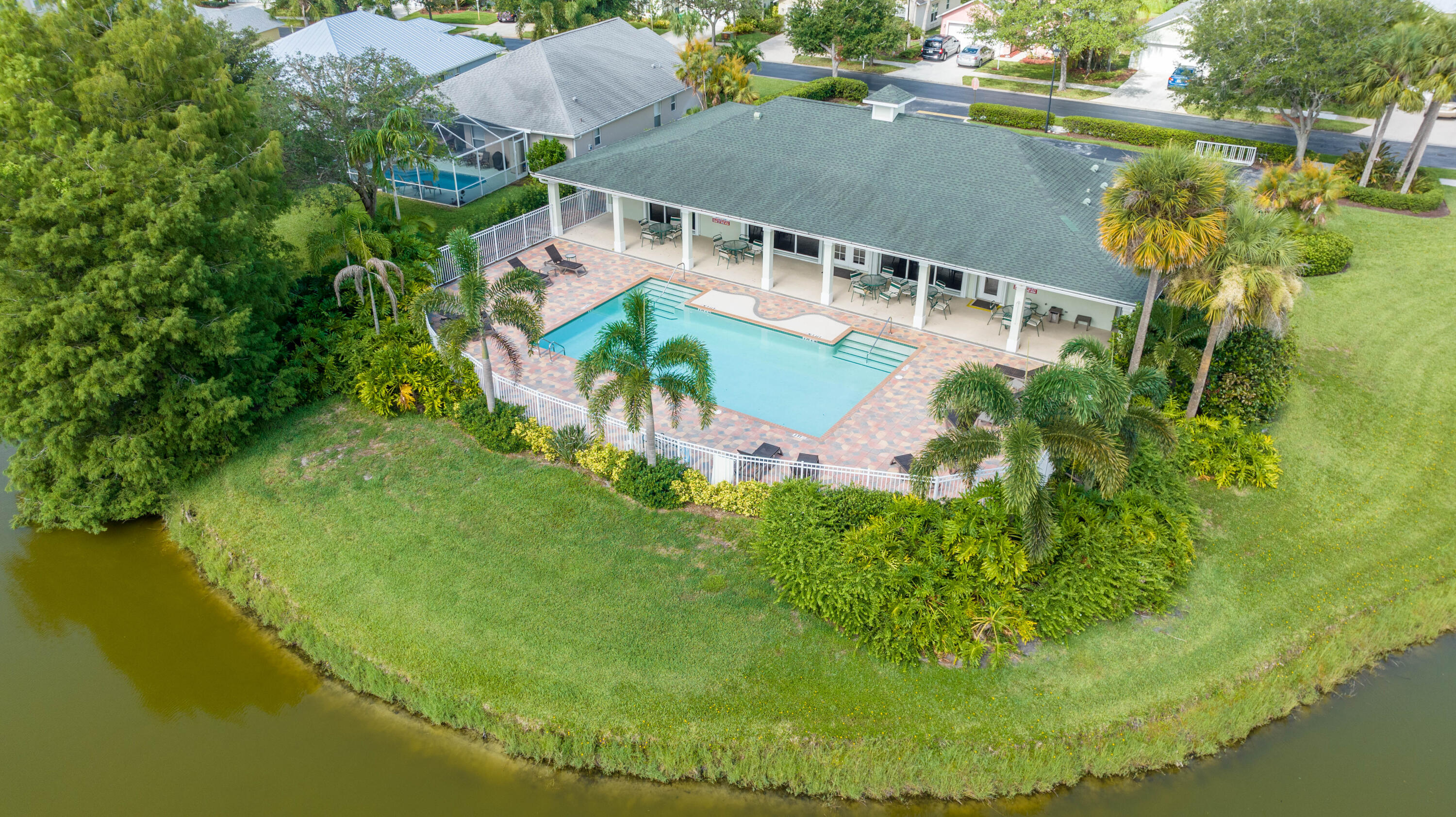 SAWGRASS LAKES PHASE 5 - Residential