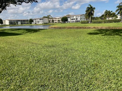 Tiny photo for 189 E Preston Way, Boca Raton, FL 33434 (MLS # B26032697)