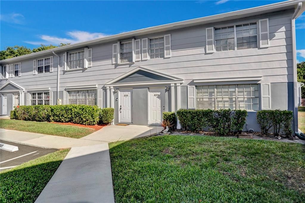 Photo of 8059 SW 18th Pl #8059, Davie, FL 33324 (MLS # F10372864)