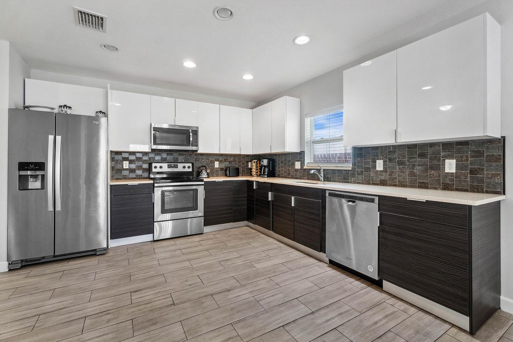 Photo of 749 Tallapoosa Street, West Palm Beach, FL 33405 (MLS # B26009633)