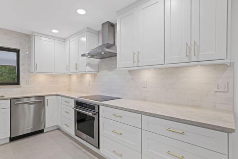 Tiny photo for 550 SW 6th Avenue, Boca Raton, FL 33486 (MLS # F10551118)
