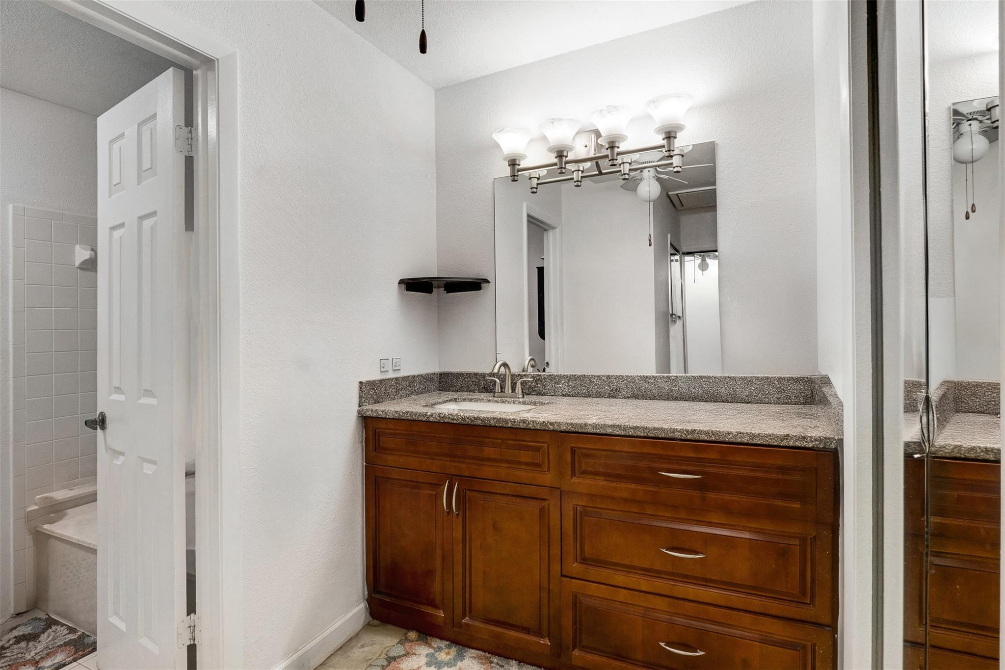 VILLAS OF BONAVENTURE - Residential