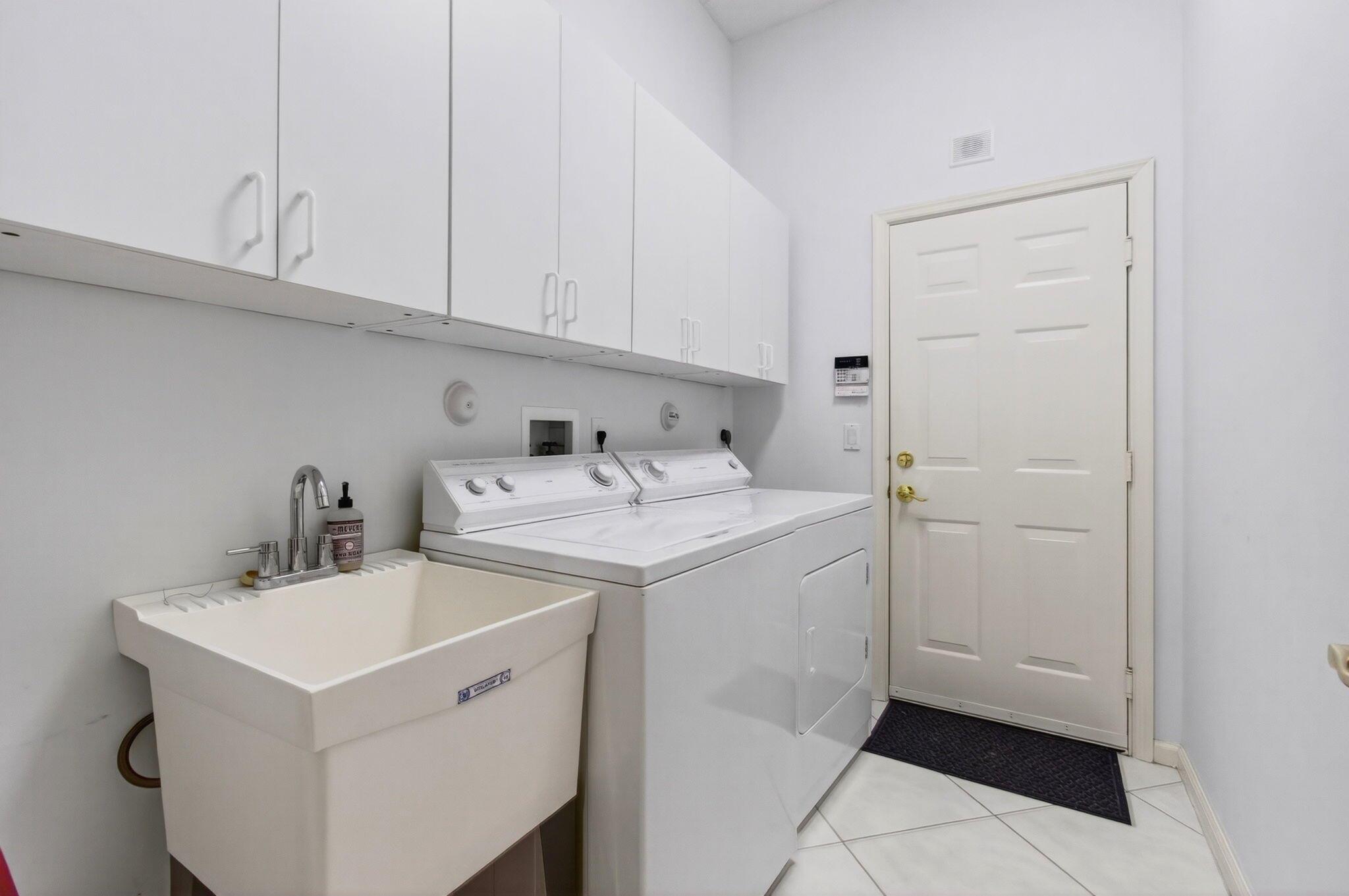 ABERDEEN COUNTRY CLUB - Residential