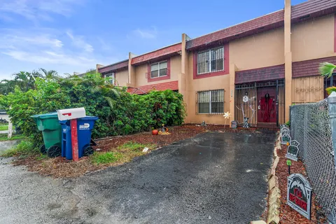 2778 NW 196th Street, Miami Gardens, FL MLS: R11028203