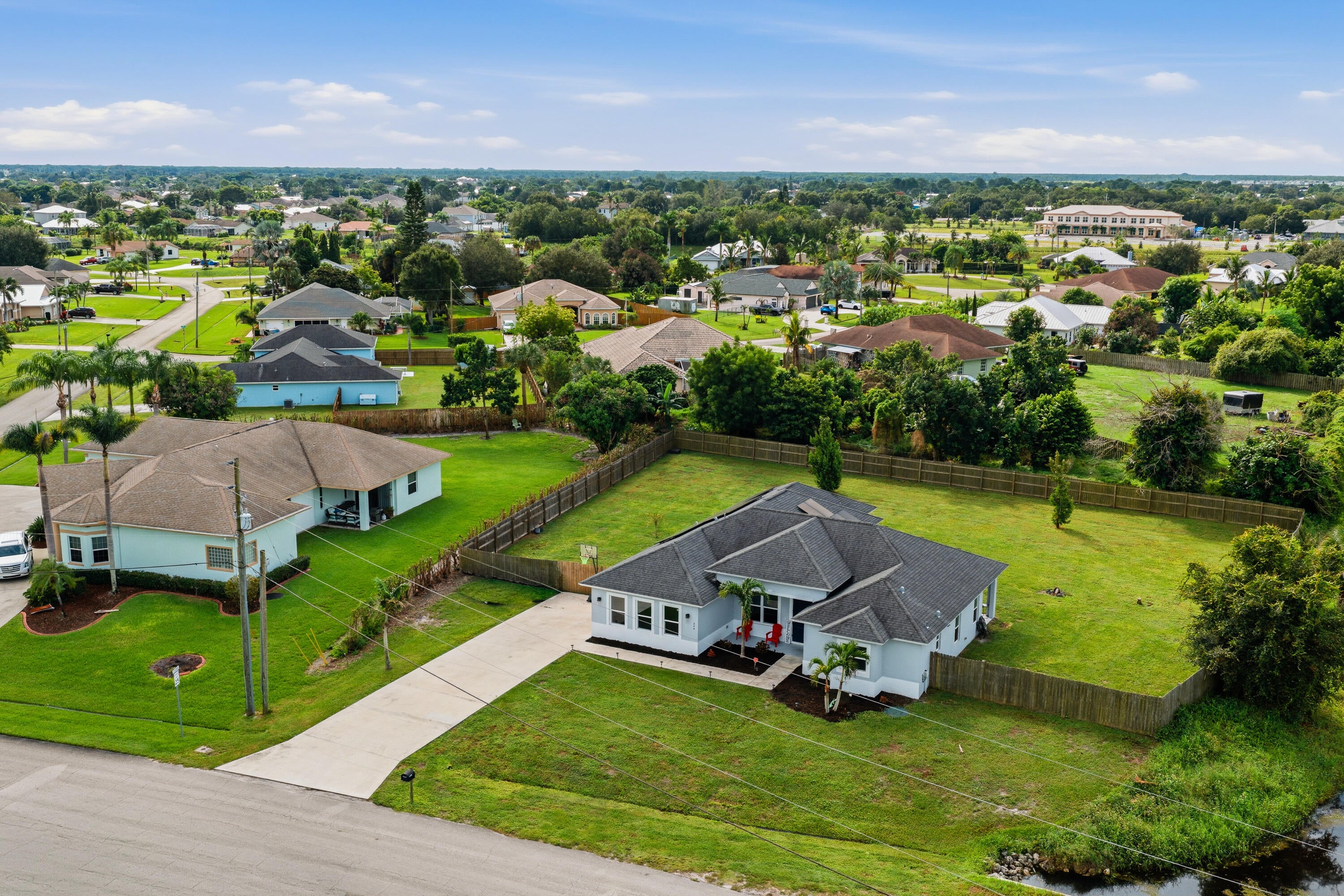 296 SW MILLARD Drive