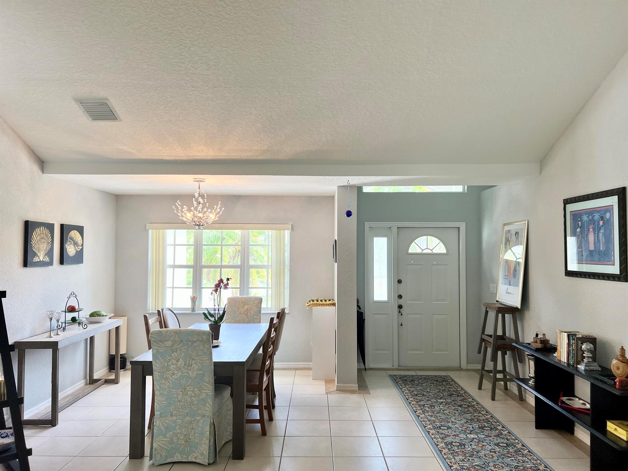 DELRAY GARDEN ESTS PL 3 - Residential Lease