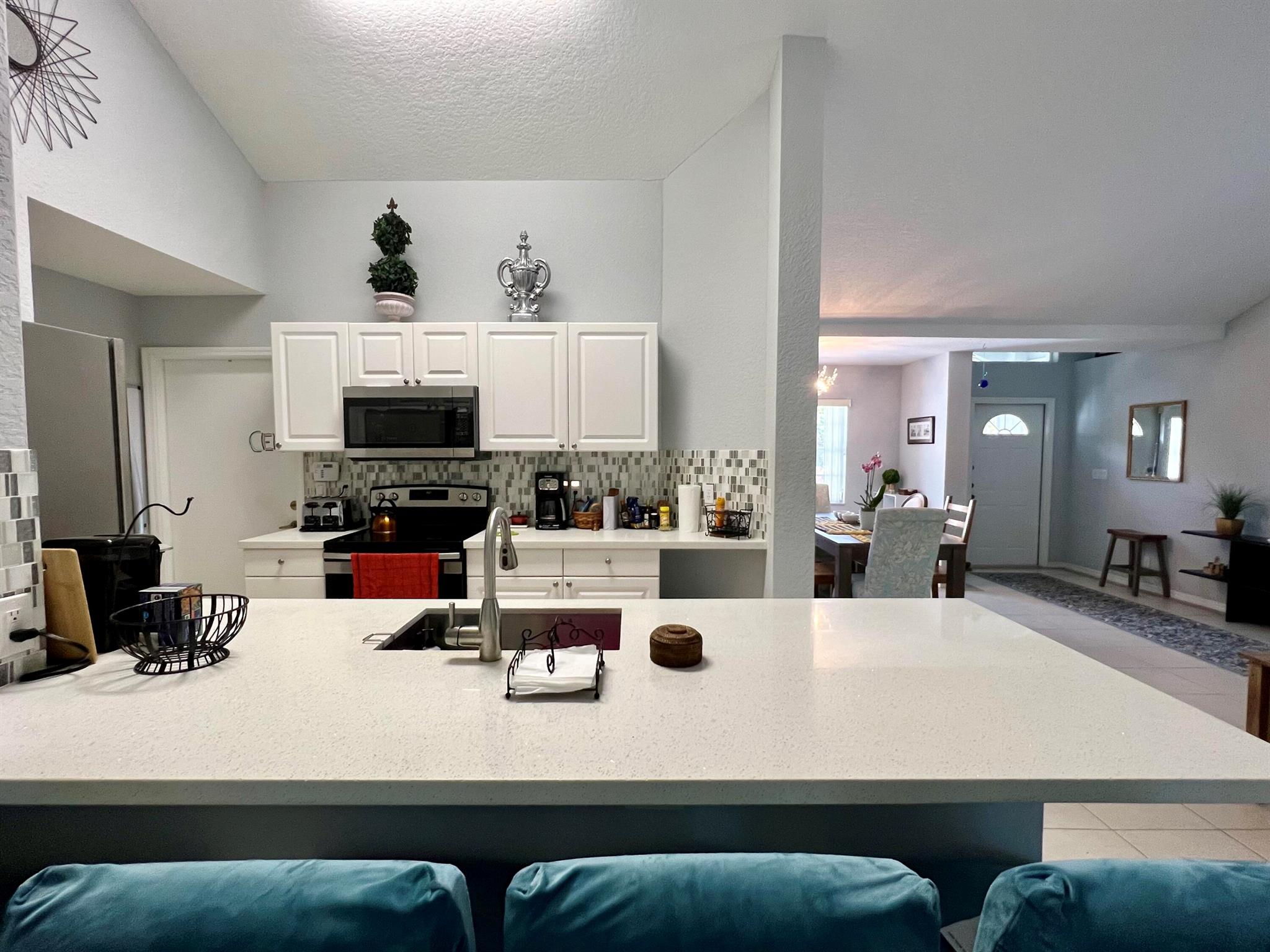 DELRAY GARDEN ESTS PL 3 - Residential Lease