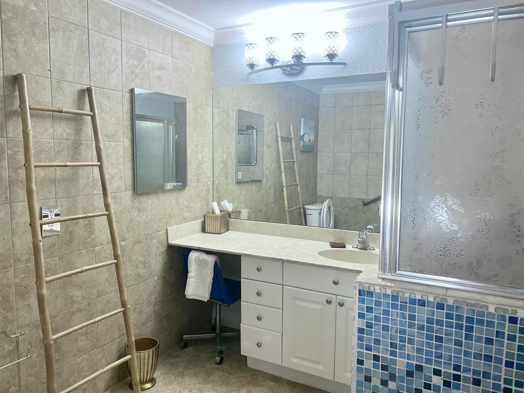 DELRAY GARDEN ESTS PL 3 - Residential Lease