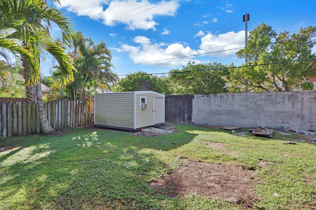 LOST VILLAS CONDO - Residential Lease