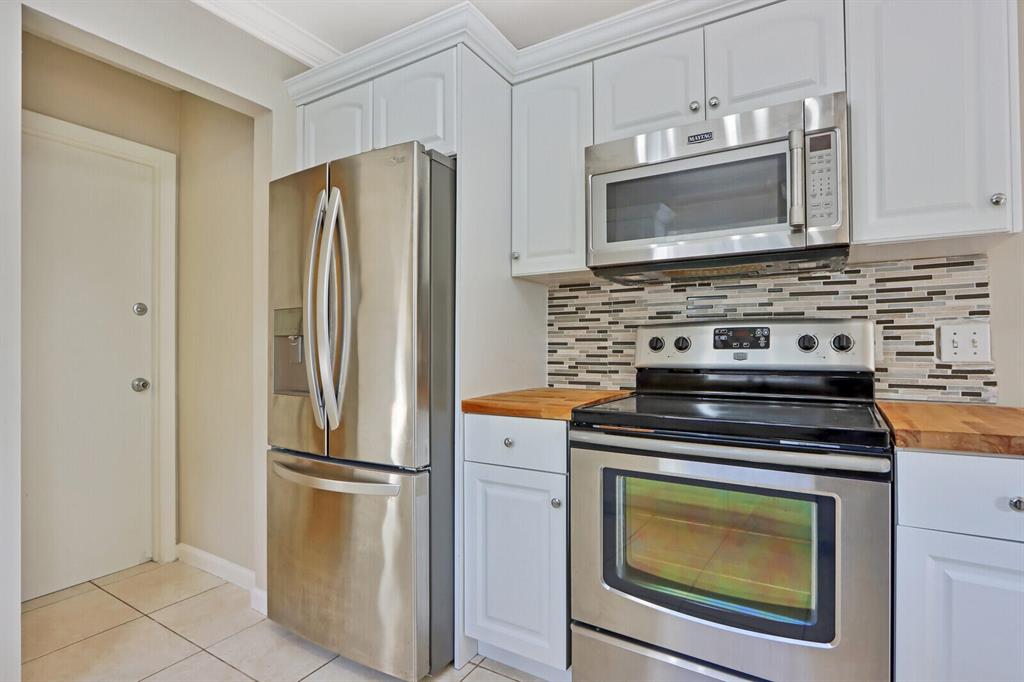 LOST VILLAS CONDO - Residential Lease