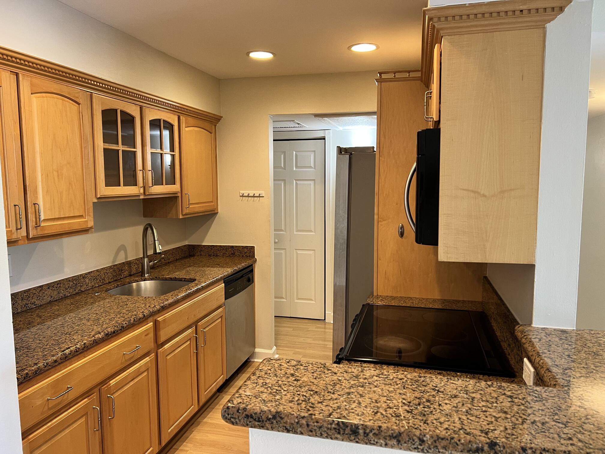 PINE CREST VILLAGE I AT - Residential